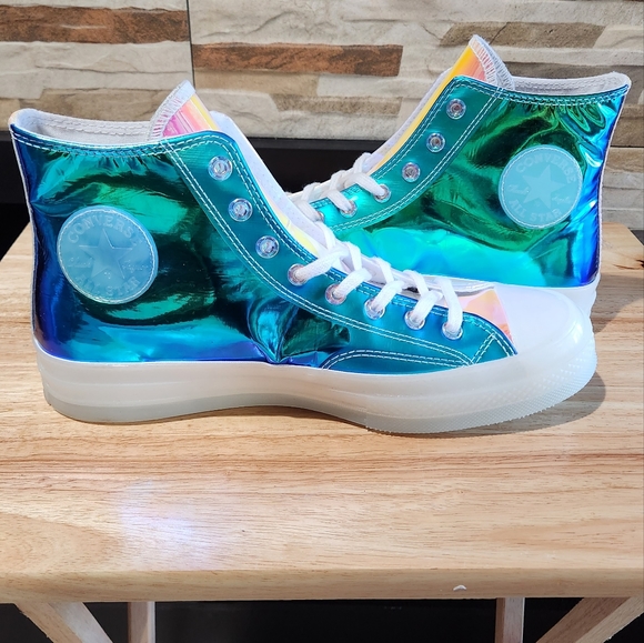 NWT Converse Chuck 70 Hi "Iridescent" " Holographic Shoe 163786c Unisex - Picture 2 of 10